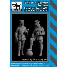 1/35 WWI British & German Soldiers Christmas Truce (2 figures)