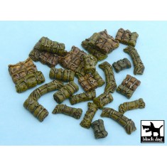 1/48 Tentage + Bedrolls #4 Accessories Set (24 resin parts)