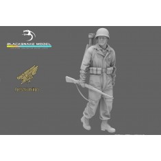 1/16 WWII German Fallschirmjager Panzerschreck Gunner Figure