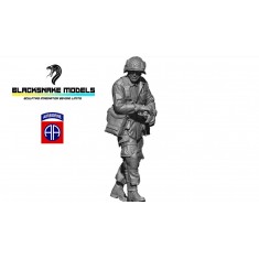 1/48 WWII US 82nd Airborne Medic #07