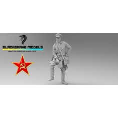 1/48 WWII Soviet Red Officer