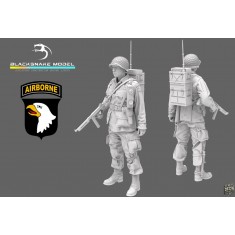 1/48 WWII US 101st Airborne Radio Operator Figure