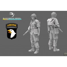 1/48 WWII US 101st Airborne Medic Figure