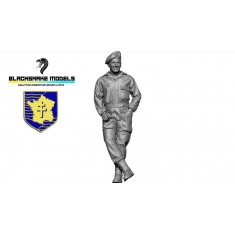 1/35 French Sherman Tank Driver, Leclerc 2nd Armored Division 01