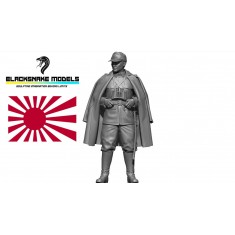 1/35 WWII Imperial Japanese Officer with Binoculars and Sword Figure