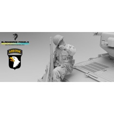 1/35 Soldier of the 101st Airborne in Bastogne #26