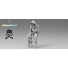 1/35 Rider ''Totenkopf'' in Winter Gear with MG42 (Eastern Front)
