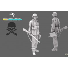 1/35 German Waffen Soldier #11 (1 figure)