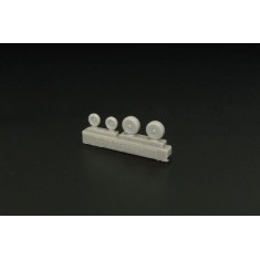 1/144 F-18C-D Wheels resin set