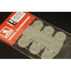 1/32 Spitfire 4 Spoke Wheels set (3 types of tyres)