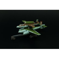 1/144 WWII German He162 A / Arado E-377 Mistel 5 Mistel Flying Bomb