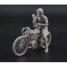1/35 Indian Racer Single Cylinder with Pilot