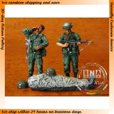 1/35 US Marines Vietnam (2 Figures)