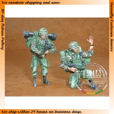 1/35 Modern British Soldiers Part II (2 Figures)