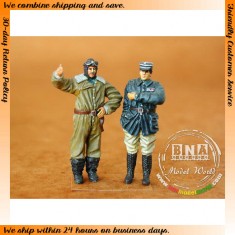 1/48 WWI French Pilot + Officer (2 Figures)