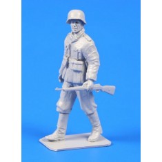 1/48 WWII German Soldier with mauser 98 Rifle