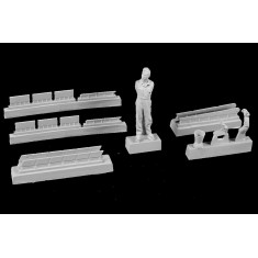 1/48 Siebel Si 204/Aero C-3 Airman (cleaning canopy glazing)