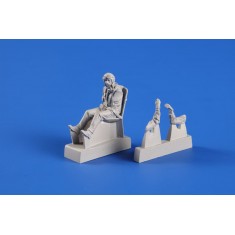 1/48 North American P-51D Mustang Seated Pilot ETO
