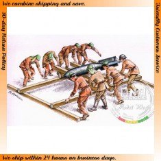 1/72 Japanese Army Maintenance Crew with 250kg Bomb (8 Figures)