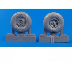 1/32 Tempest Mk.V/Typhoon Mk.I Main Wheels Early Type for Special Hobby/Pacific Coast