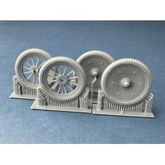 1/35 Rear double Treugolnik ''Elka'' Herringbone Tyres