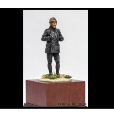 1/32 WWI Russian Pilot Standing Figure