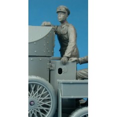 1/35 British RNAS Armoured Car Division Crewman Obserwing