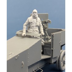 1/35 French Marine Armoured Car Driver