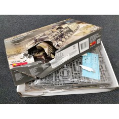 1/35 PzKpfw.IV Ausf. H Krupp-Grusonwerk Mid, Aug-Sep 1943 (box damaged)