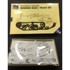 1/35 Universal Carrier Running Gear/Track Set (Box Damaged)