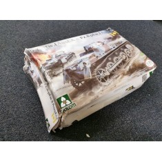 1/35 Panzer PzKpfw.I Ausf.A & B Light Tank [1+1] (box damaged)
