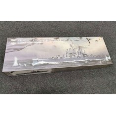 1/350 USS Cleveland (CL-55) Light Cruiser (box damaged)