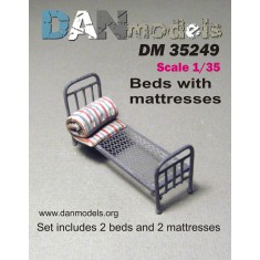 1/35 Military Beds w/Mattress Vol.1 (2 beds & 2 mattresses)