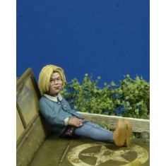 1/35 Small Dutch Girl 1930-40s