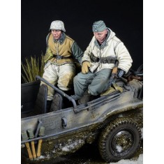 1/35 German Schwimmwagen Crew Vol.2 Rear Seats Winter 1943-45 (2 figures)