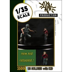 1/35 US Soldier with Kid