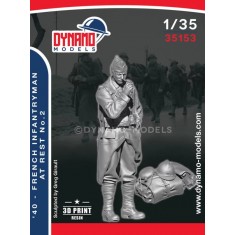 1/35 1940 French Infantryman at Rest No.2