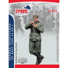 1/35 German Infantryman at Rest 1939-42 No.1