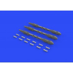1/72 MER Pylons (3pcs)