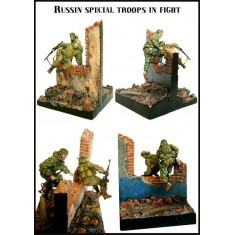 1/35 Russian Special Troops in Fight (2 Figures)