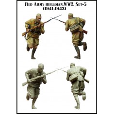 1/35 WWII Soviet Soldier in Fight (Red Army Rifleman) 1941-1943 Set #5 (1 Figure)
