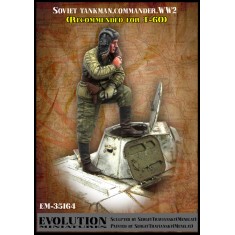 1/35 Soviet Tank Crew and Scout #2