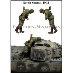 1/35 Soviet Soldier Looking Down 1943 (1 figure)