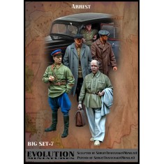 1/35 Arrest (5 Figures)