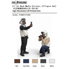 1/48 Flight Deck Media Visitors (2 Figures)