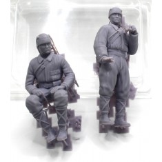 1/16 WWII Japanese Tank Crews (2 figures)