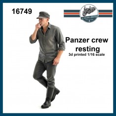1/16 Panzer Crew At Rest #2