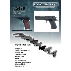 1/35 Hand Guns - Python 8', Smith & Wesson 45, Beretta M9, Colt Anaconda, Walther P99 