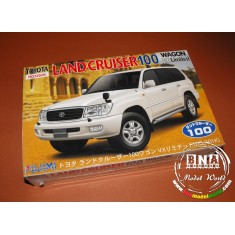 1/24 Toyota Land Cruiser 100 Wagon VX Limited