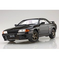 1/24 Nissan Skyline GT-R (R32) Special Edition with Carbon Bonnet Decal